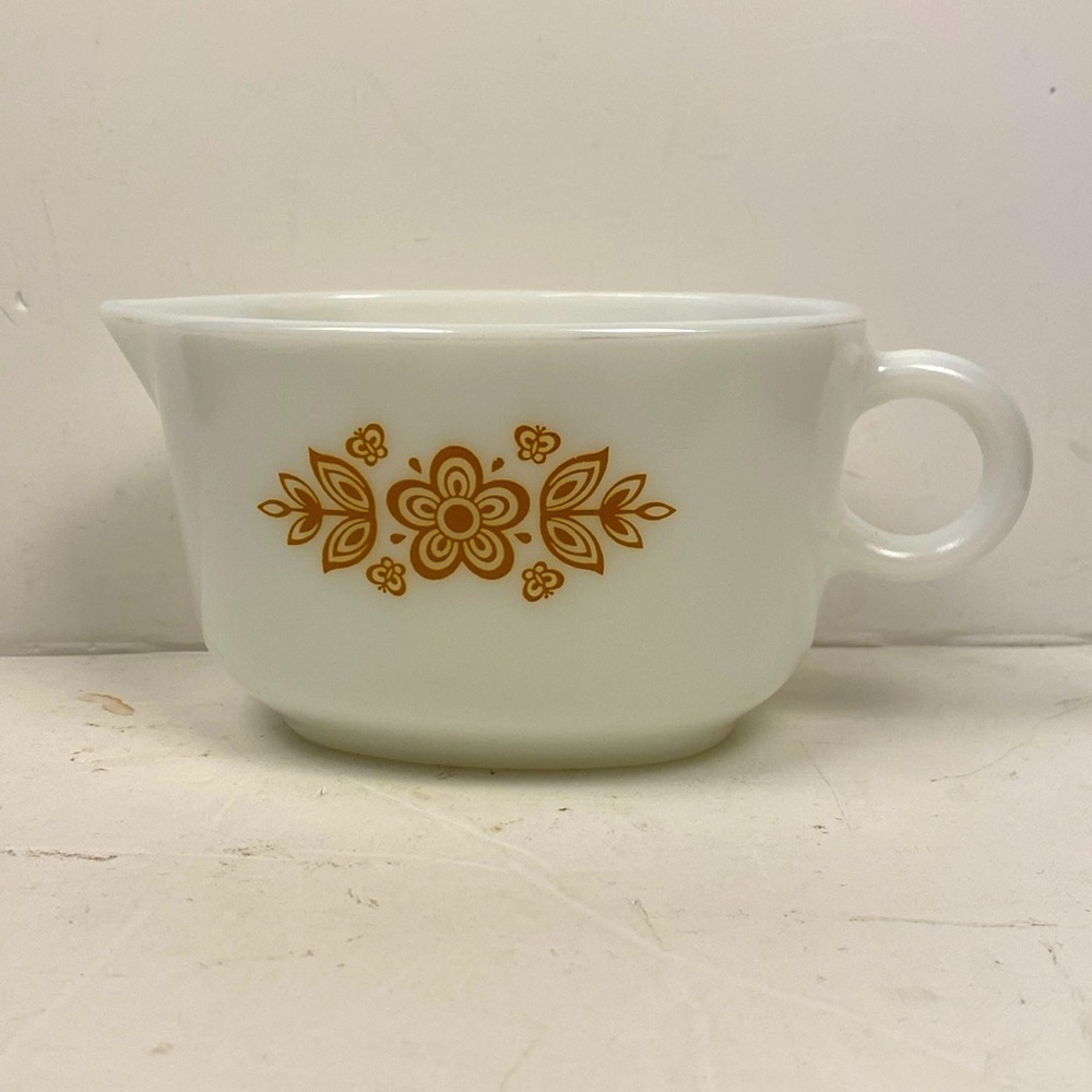 Corelle Pyrex butterfly gold gravy boat